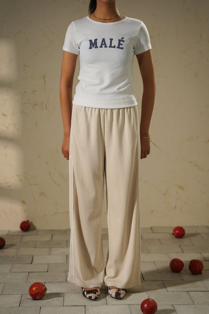 MALÉ CAMPUS TEE